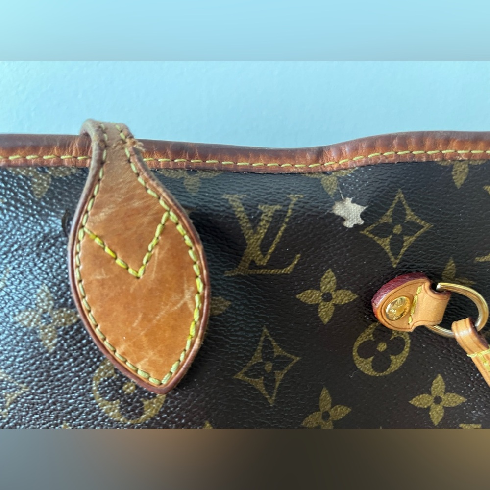 Louis Vuitton Neverfull MM tote - Picture 7 of 11